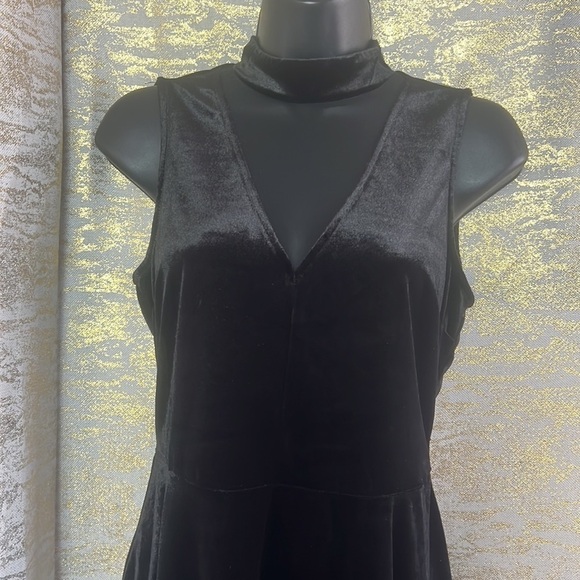 Derek Heart Black Velvet Mesh Front Detail Mini Dress Size M - Picture 7 of 16